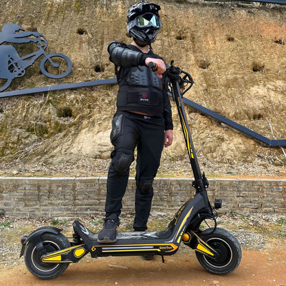 DT06 Dual Motor 48 Miles Max Range Adult All-Terrain Electric Scooter, Suitable for City Use, Foldable, Lightweight, Stylish, And Shock-Absorbing Commuter Scooter